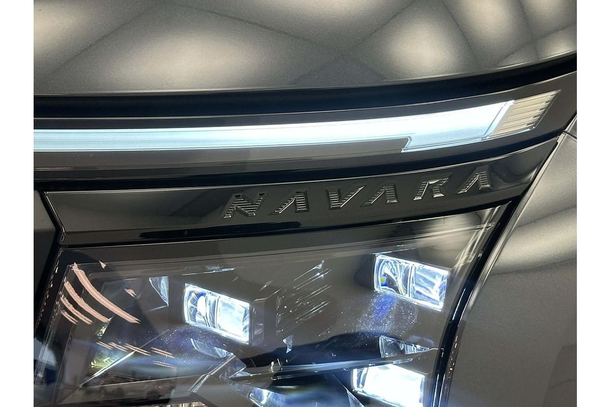 Nissan NAVARA 4X4 2.4 DSL AUTO DC SL