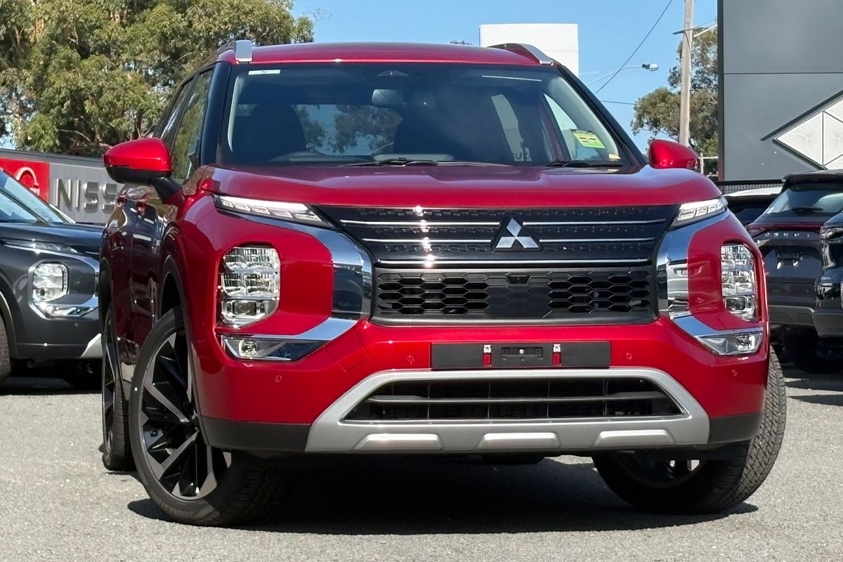 2025 Mitsubishi Outlander PHEV Aspire ZM