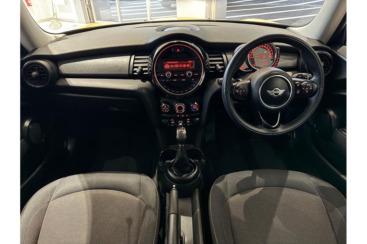 2015 MINI Hatch Cooper F56