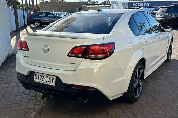 2017 Holden Commodore SV6 VF Series II thumb-8