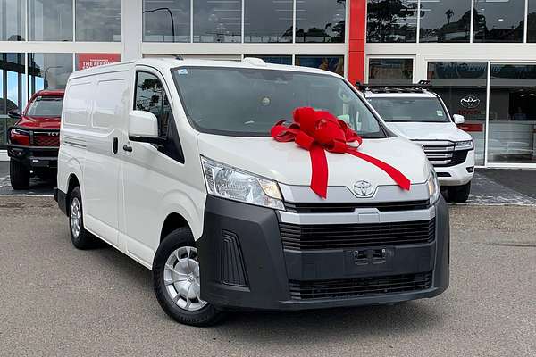 2022 Toyota Hiace GDH300R LWB