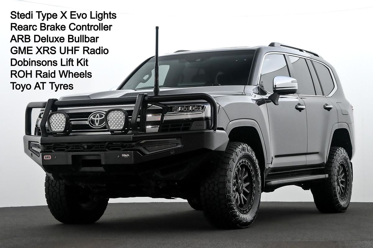 2023 Toyota Landcruiser Sahara FJA300R