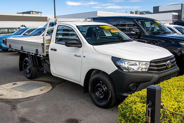 2025 Toyota Hilux Workmate TGN121R Rear Wheel Drive