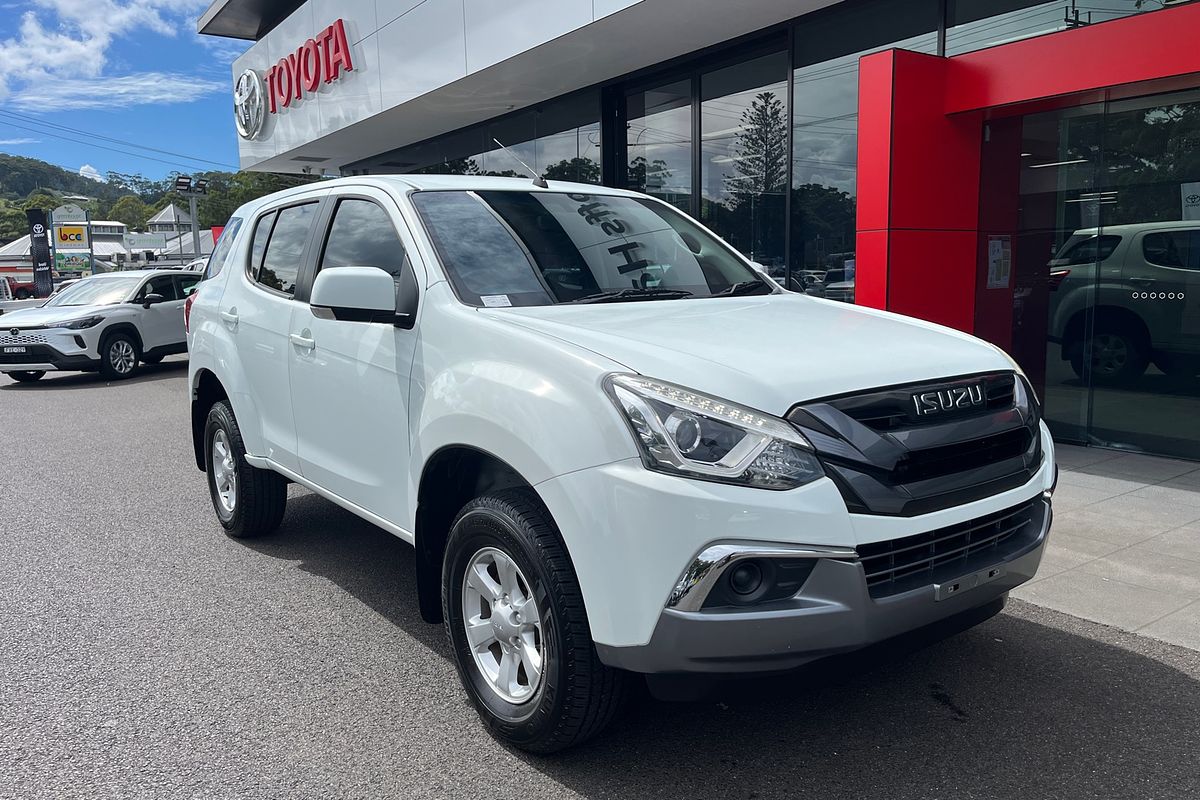 2021 Isuzu MU-X LS-M