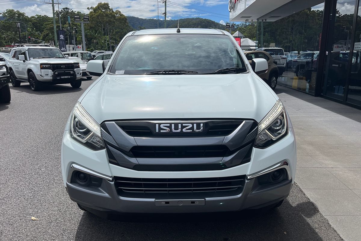 2021 Isuzu MU-X LS-M