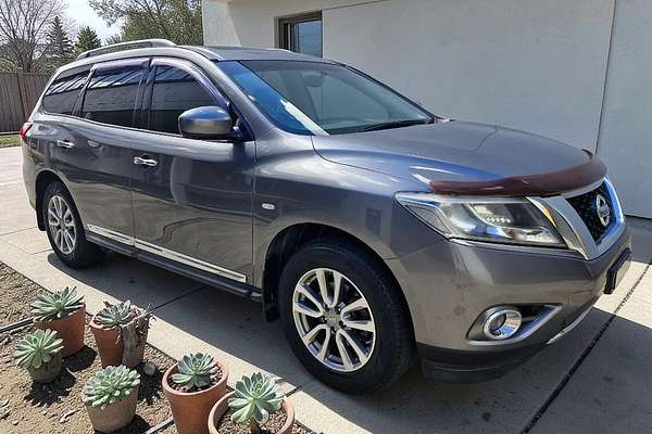 2016 Nissan Pathfinder ST-L R52