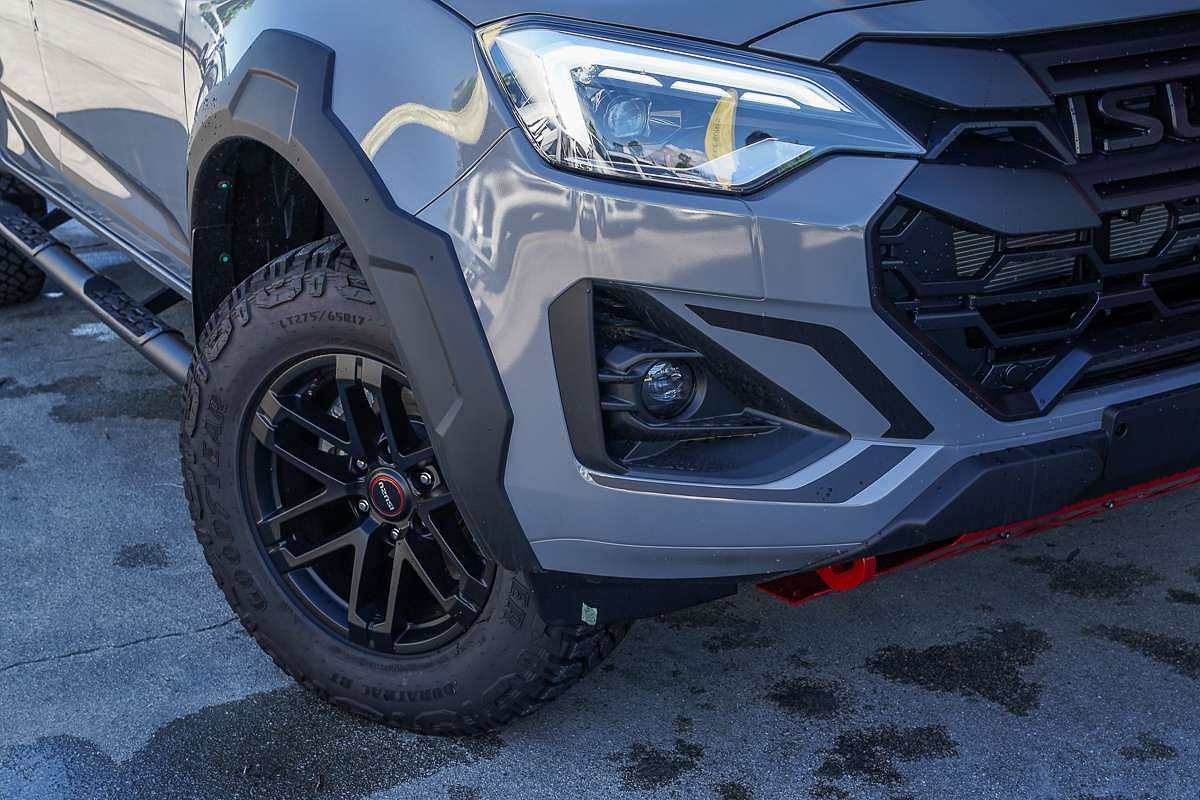 2025 Isuzu D-MAX BLADE 4X4