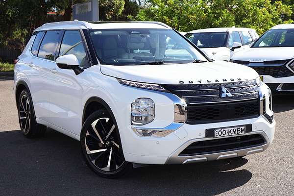 2022 Mitsubishi Outlander Exceed ZM