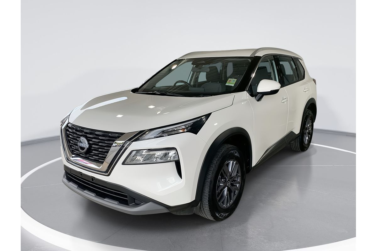 2024 Nissan X-TRAIL ST T33