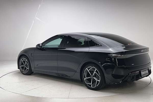 2024 BYD Seal Performance thumb-5