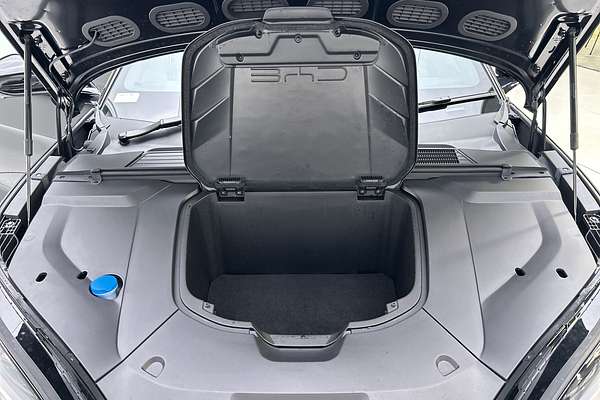 2024 BYD Seal Performance thumb-10