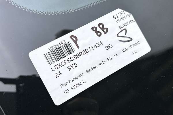 2024 BYD Seal Performance thumb-23