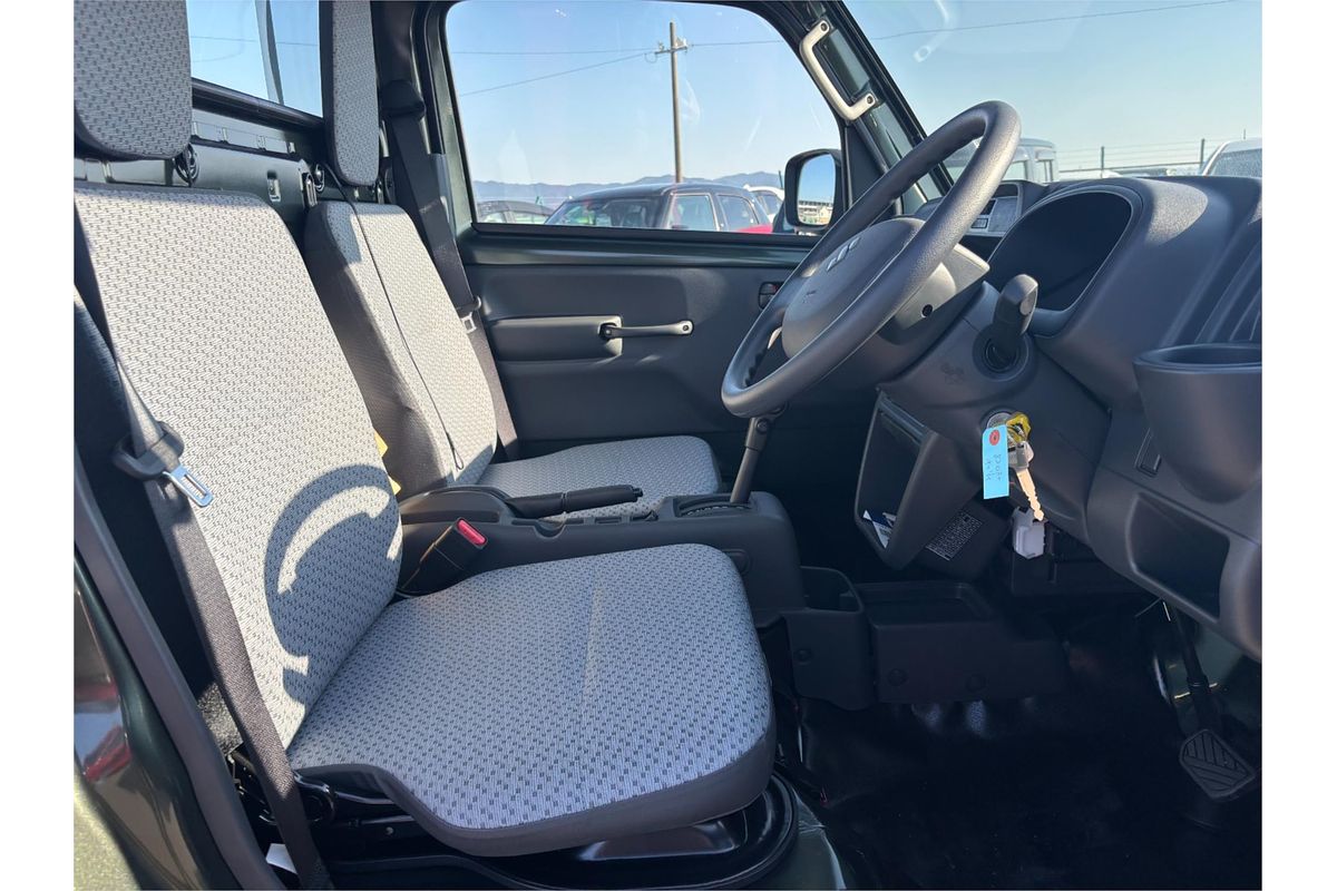 2024 Suzuki Carry KC 4WD