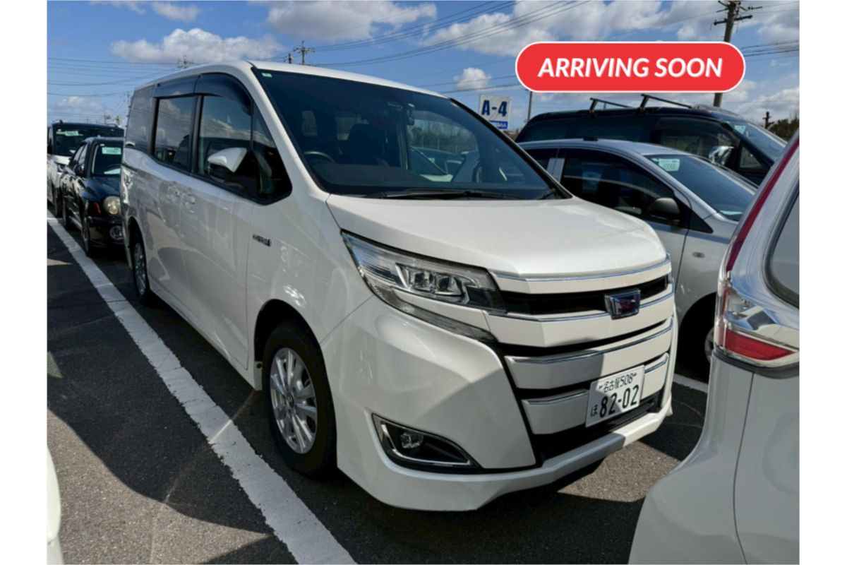 2018 Toyota Noah Hybrid G