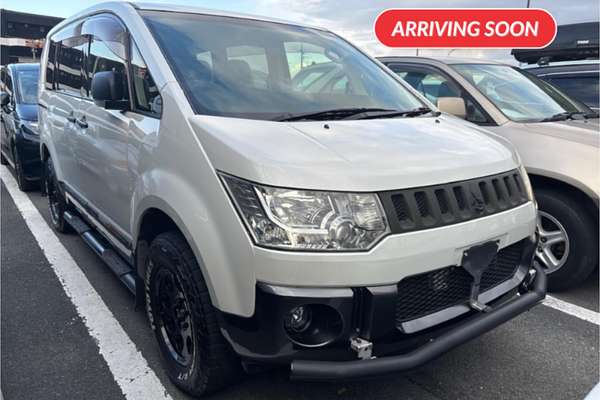2008 Mitsubishi Delica Chamonix 4WD D:5 CV5W