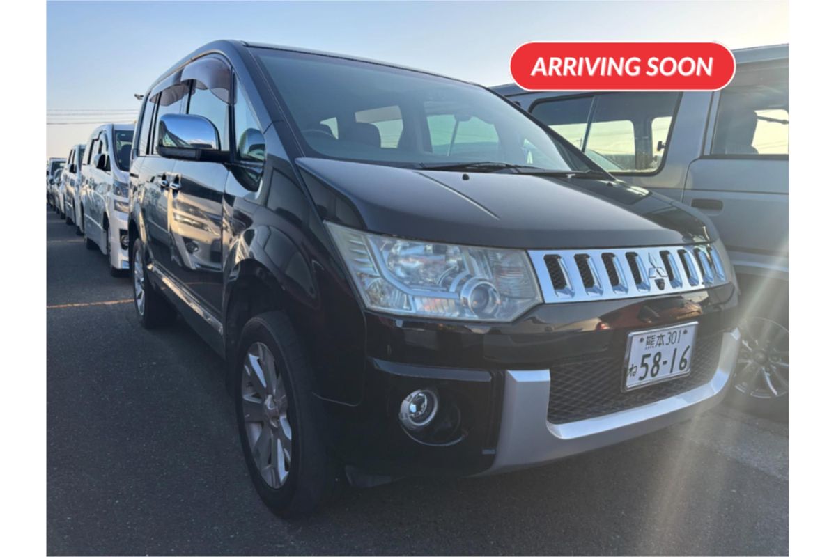2012 Mitsubishi Delica Chamonix 4WD D:5 CV5W