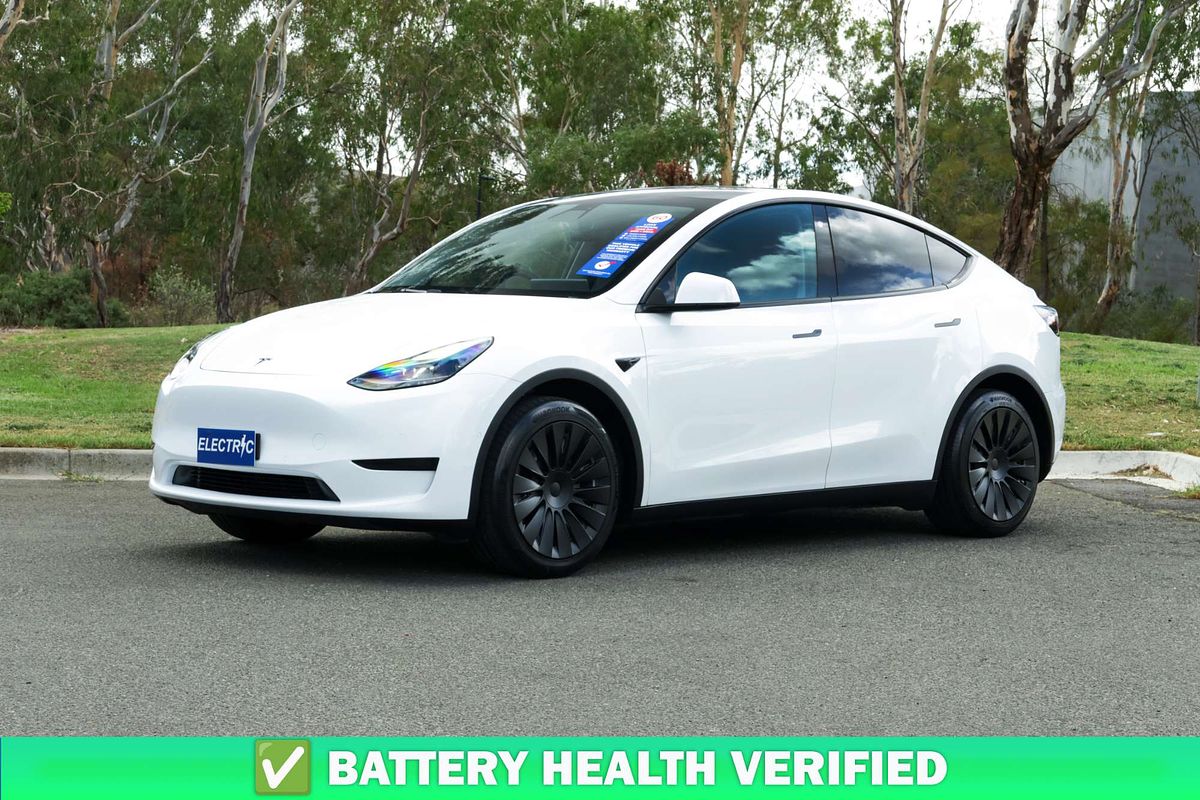 2022 Tesla Model Y Rear-Wheel Drive