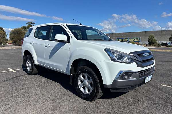 2018 Isuzu MU-X LS-M