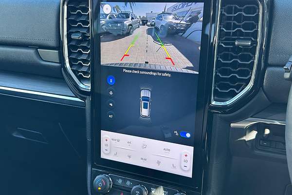 2025 Ford Everest Sport 2.0L thumb-8