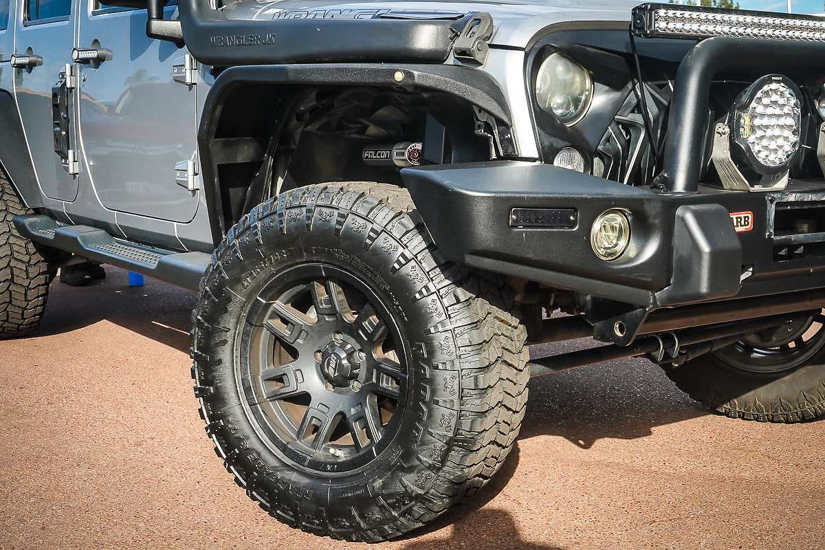 2014 Jeep Wrangler Overland JK