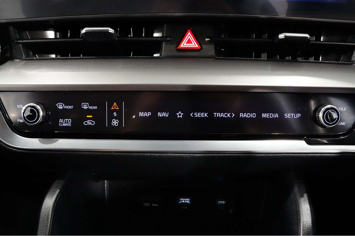 2023 Kia Sportage SX NQ5