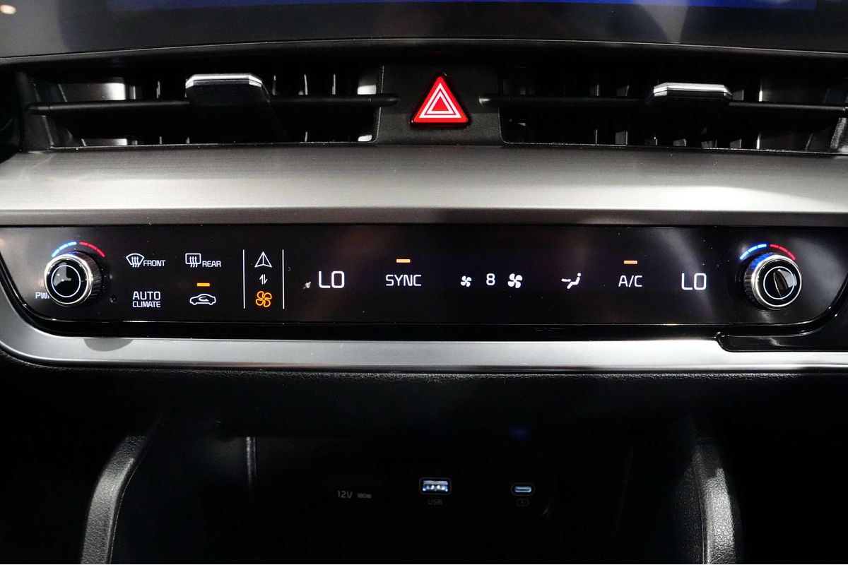 2023 Kia Sportage SX NQ5