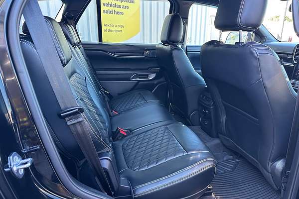 2024 Ford Everest Platinum 3.0L thumb-7