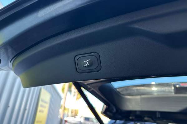 2024 Ford Everest Platinum 3.0L thumb-14