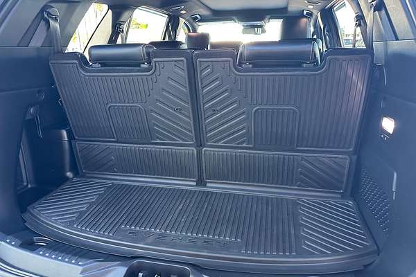 2024 Ford Everest Platinum 3.0L thumb-15