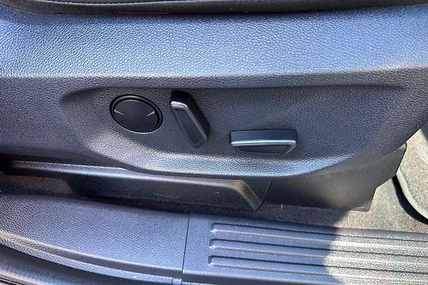 2024 Ford Everest Platinum 3.0L thumb-26