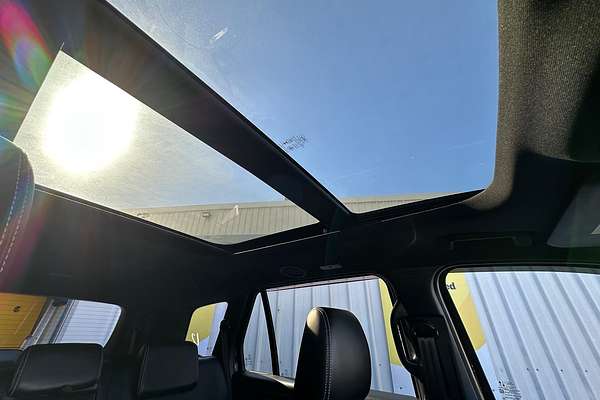 2024 Ford Everest Platinum 3.0L thumb-28