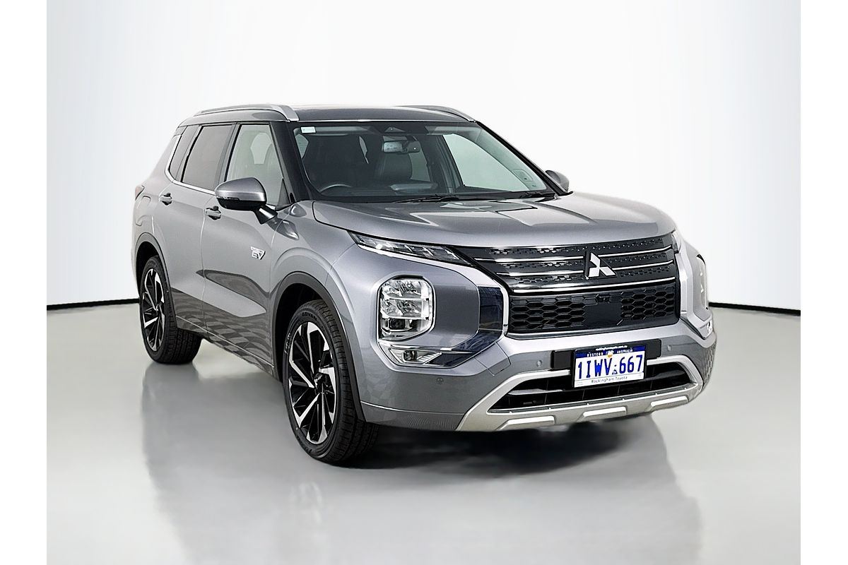 2023 Mitsubishi Outlander PHEV Exceed ZM