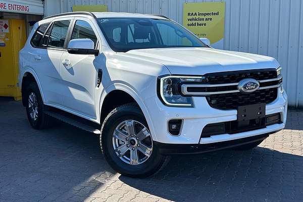 2025 Ford Everest Ambiente 2.0L