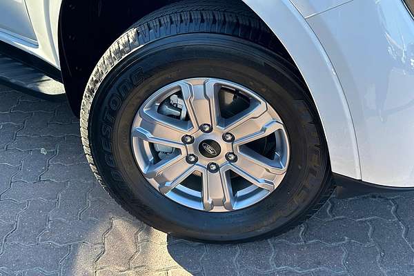 2025 Ford Everest Ambiente 2.0L thumb-2