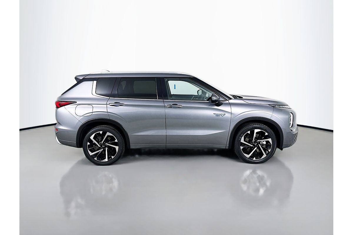 2023 Mitsubishi Outlander PHEV Exceed ZM