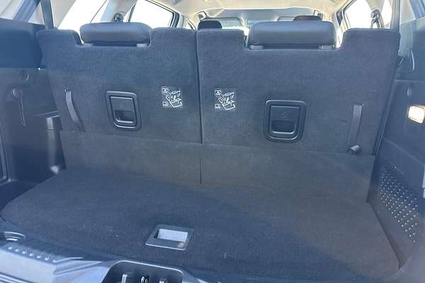 2025 Ford Everest Ambiente 2.0L thumb-12