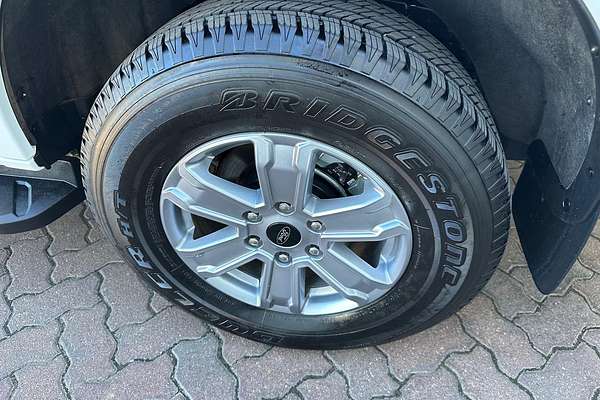 2025 Ford Everest Ambiente 2.0L thumb-15