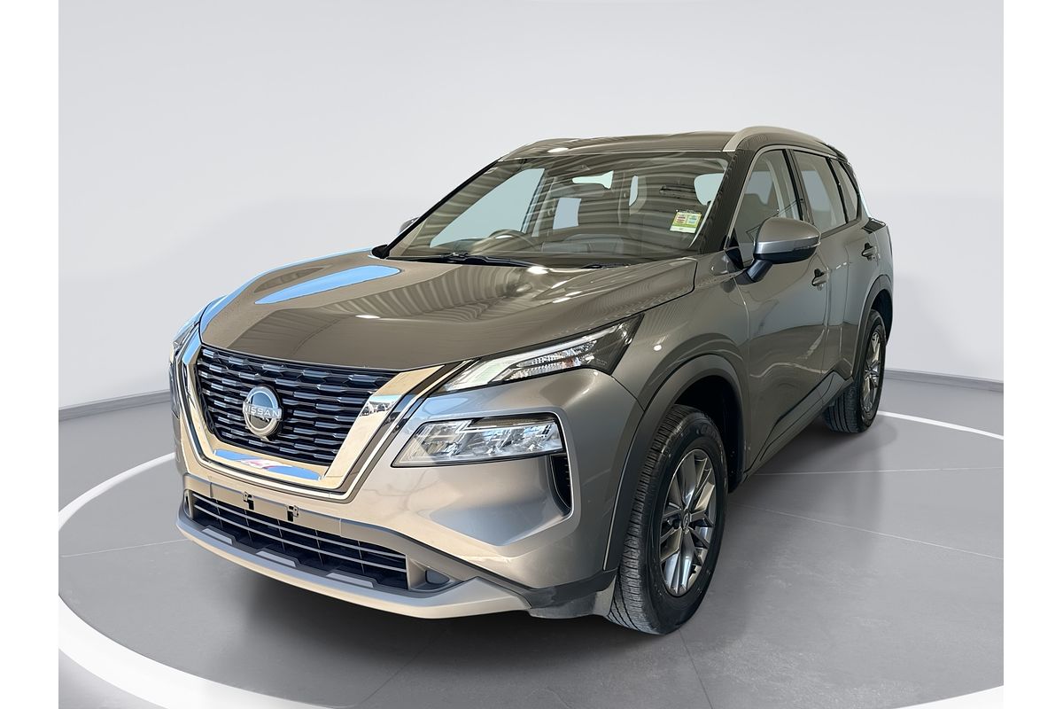 2024 Nissan X-TRAIL ST T33