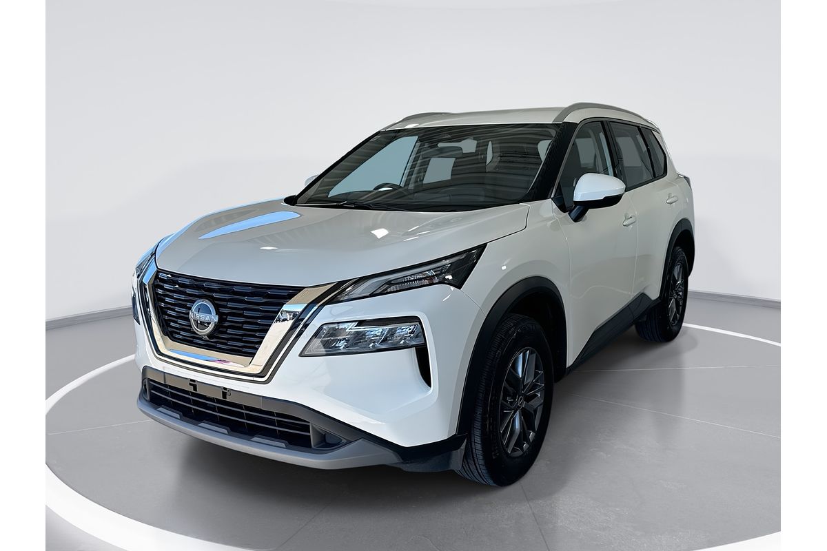 2024 Nissan X-TRAIL ST T33