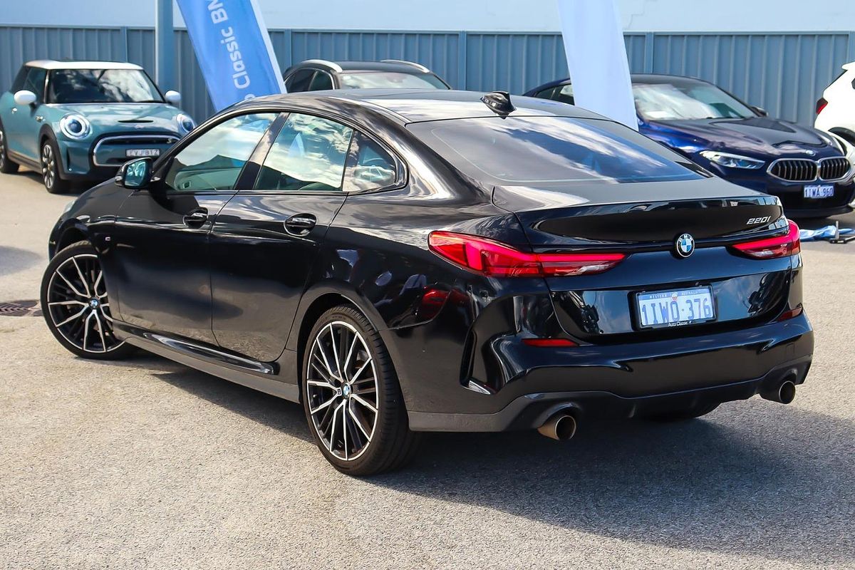 2021 BMW 2 Series 220i M Sport F44
