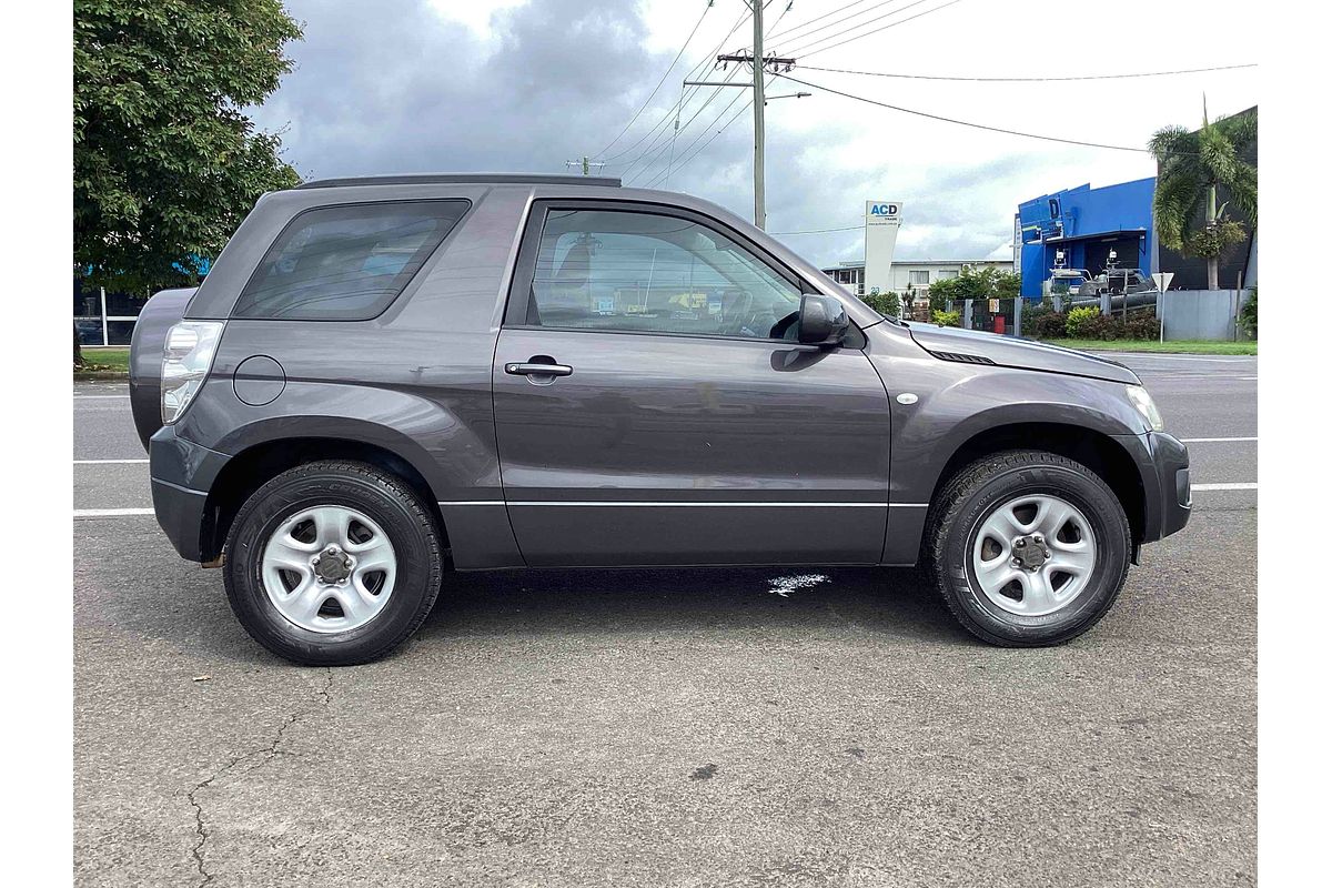 2013 Suzuki Grand Vitara JB