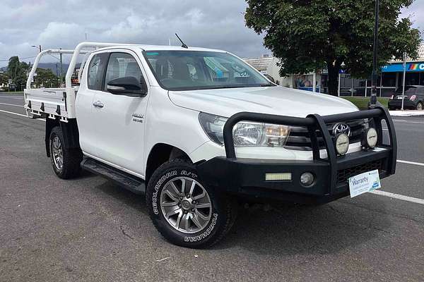 2017 Toyota Hilux SR GUN126R 4X4