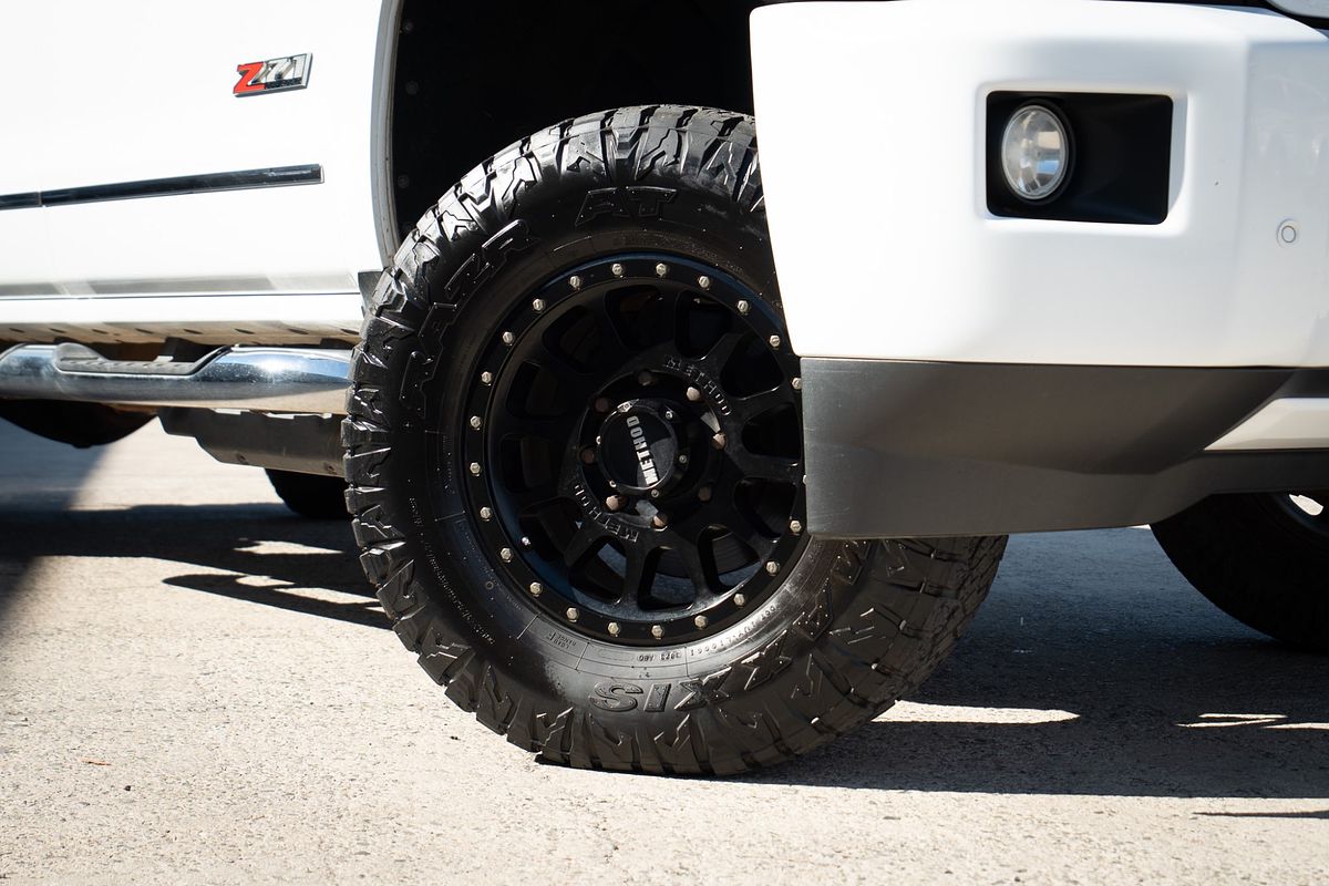 2018 Chevrolet Silverado 2500HD LTZ Custom Sport Edition C/K25 4X4