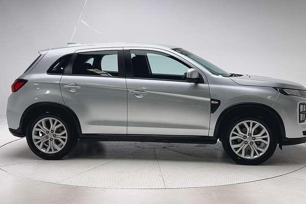 2021 Mitsubishi ASX ES XD thumb-8