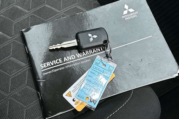 2021 Mitsubishi ASX ES XD thumb-22