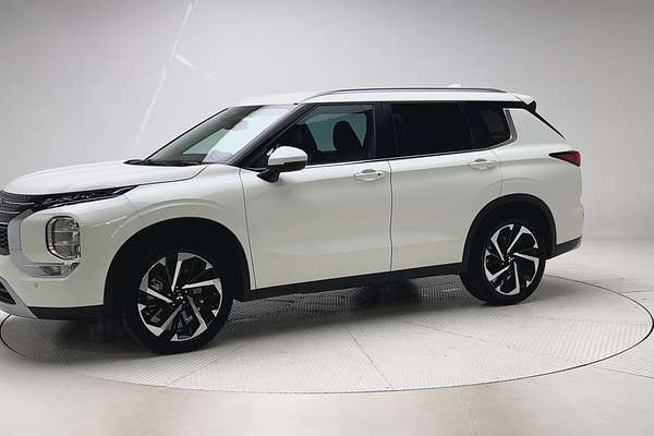 2022 Mitsubishi Outlander Aspire ZM thumb-3