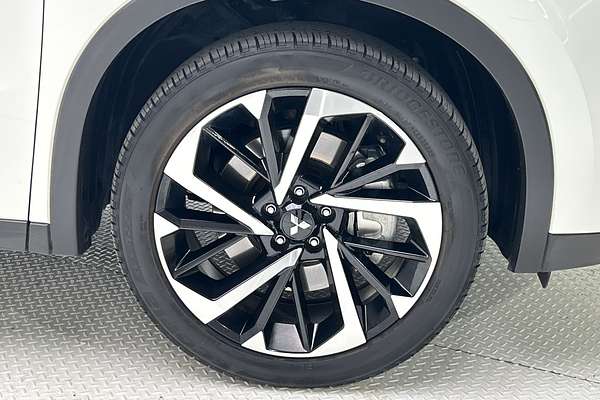 2022 Mitsubishi Outlander Aspire ZM thumb-9