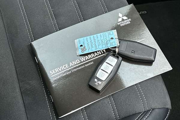 2022 Mitsubishi Outlander Aspire ZM thumb-22