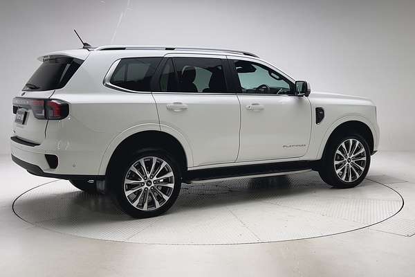 2024 Ford Everest Platinum 3.0L thumb-7