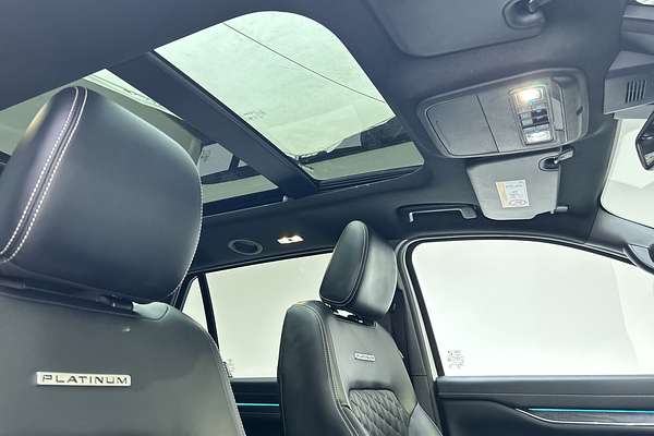 2024 Ford Everest Platinum 3.0L thumb-15